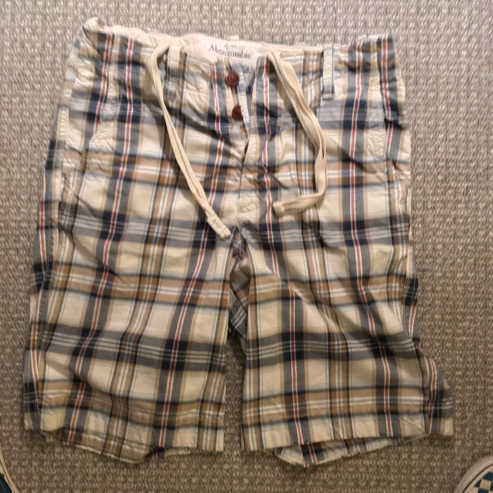 A&F plaid striped shorts